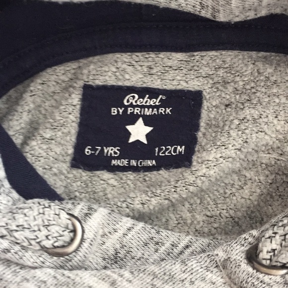 Sweatshirt - Picture 3 of 3